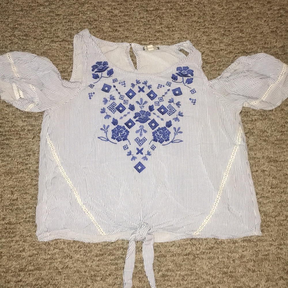 Blue and white striped cold shoulder shirt